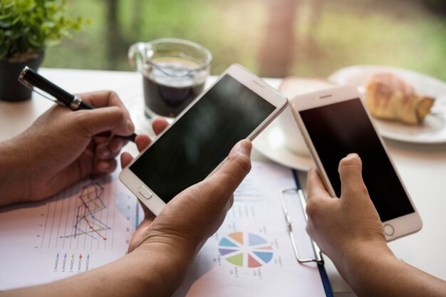 Digital planning app on tablet and smartphone